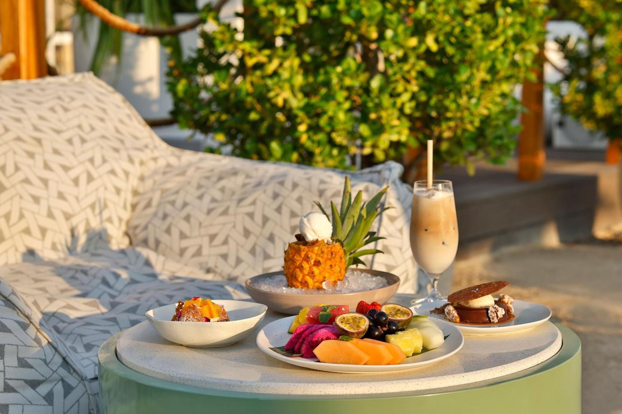 Marriott Resort Palm Jumeirah, Dubai Luaran gambar A fruit salad